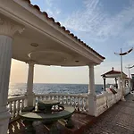 Al Murjan Beach Resort